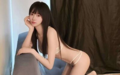 Reine – 19 yrs old Japanese Student